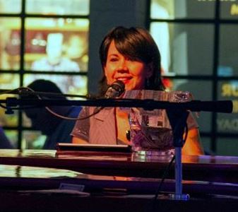 Solo Keys / Vocals - Cristina